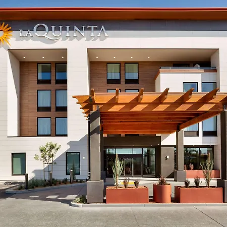 La Quinta Inn&Suites by Wyndham Santa Rosa Sonoma